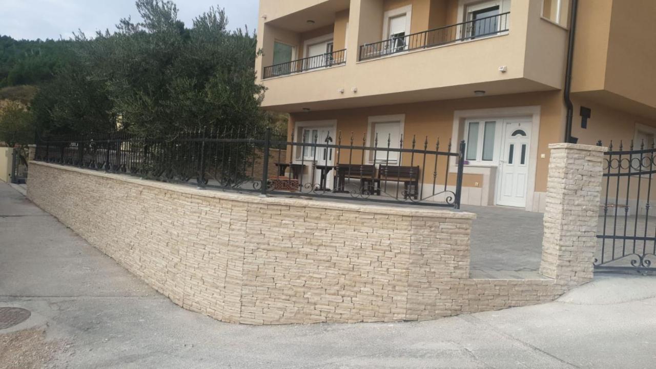Hotel Ferdo 1 Makarska Zewnętrze zdjęcie