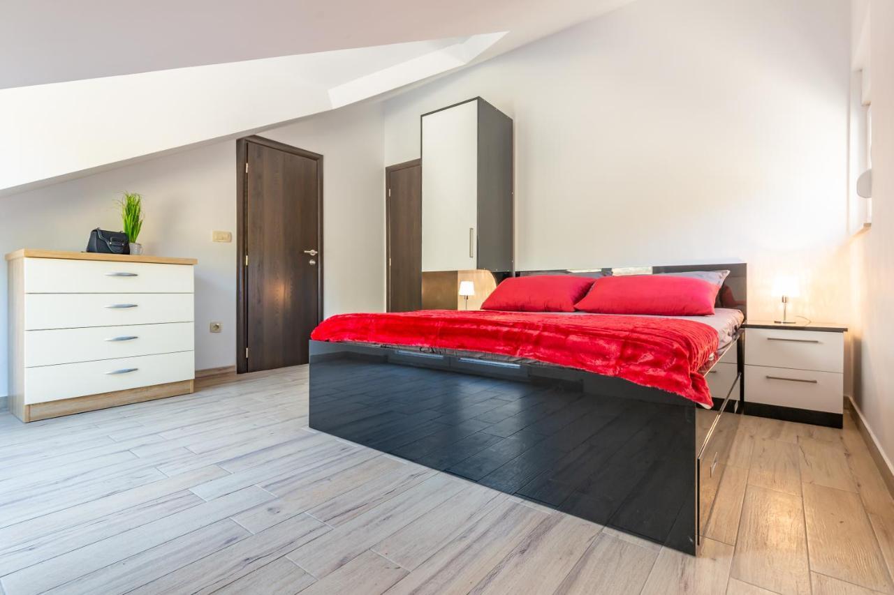 Hotel Ferdo 1 Makarska Zewnętrze zdjęcie